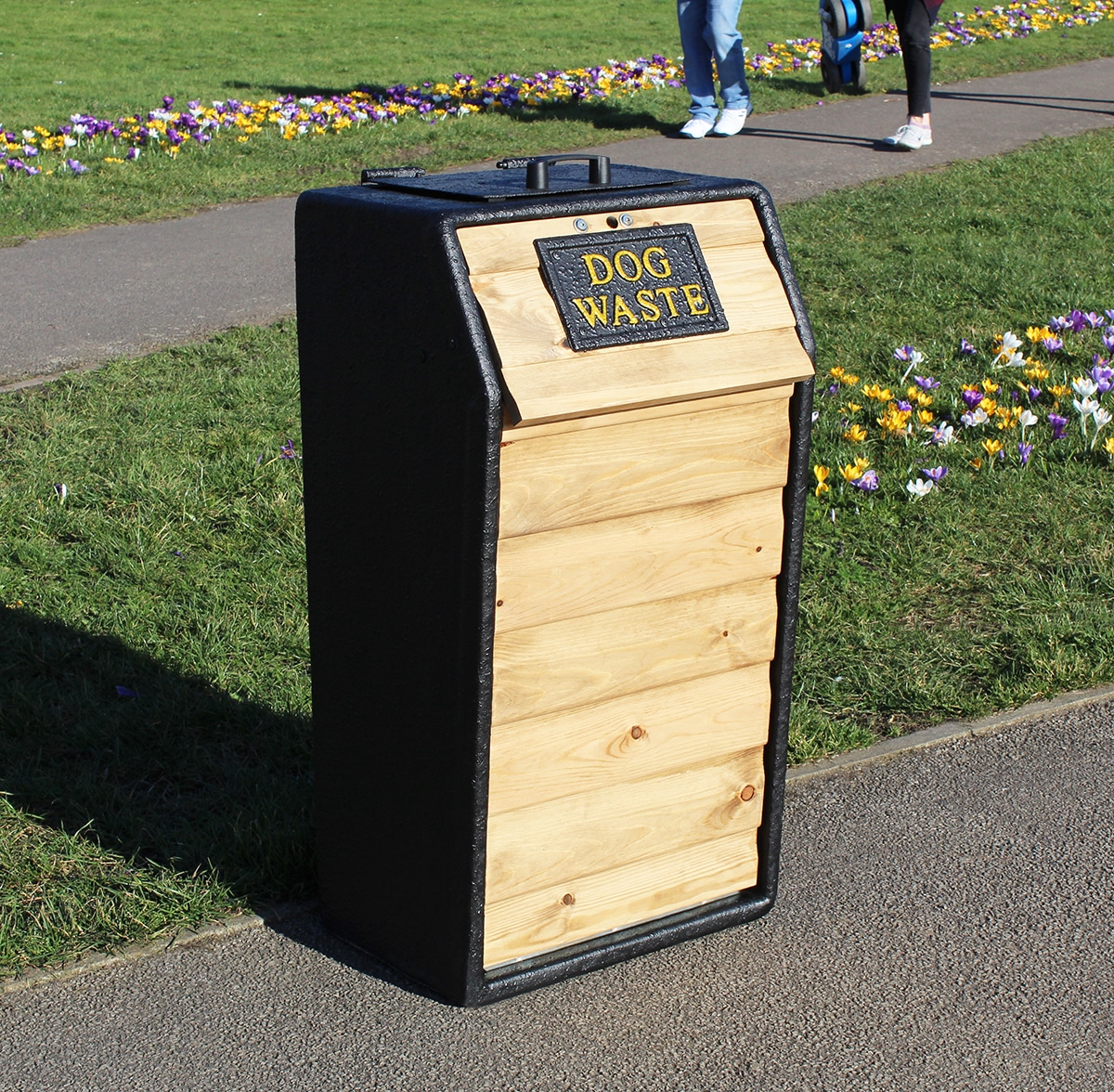 Wybone-WDB7-Timber-Fronted-Dog-Bin-Web