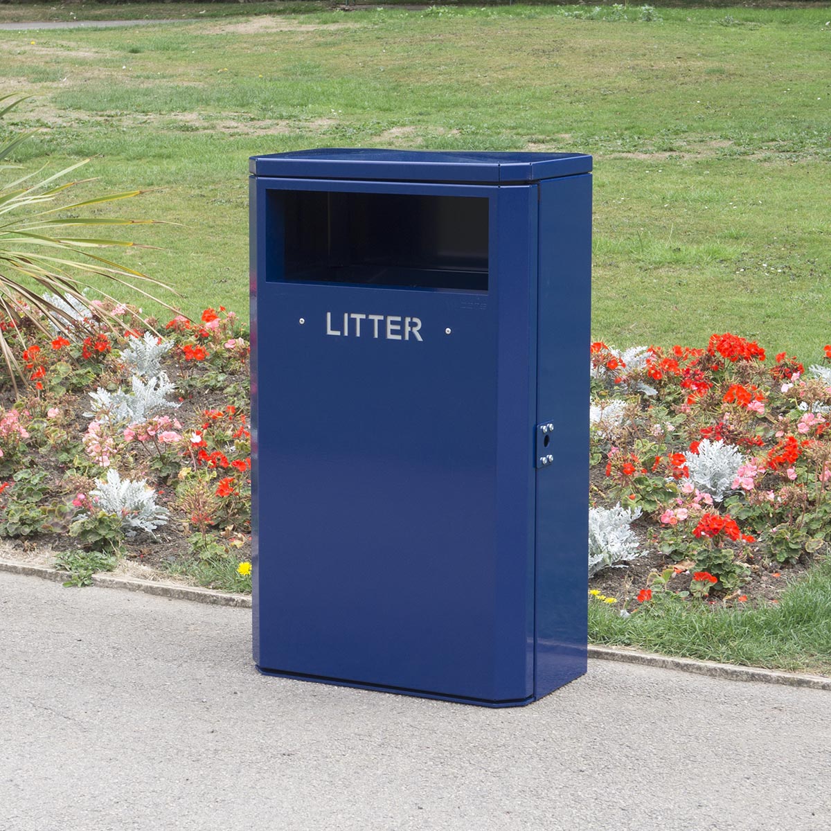 Wybone-MLB90-Litter-Bin-in-Blue-with-Laser-Cut-Litter-Silver-Backing-Plate-for-web